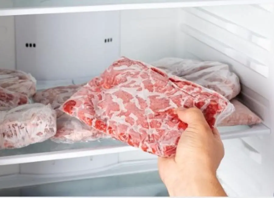 Where Should Raw Meat Be Stored In A Refrigerator
